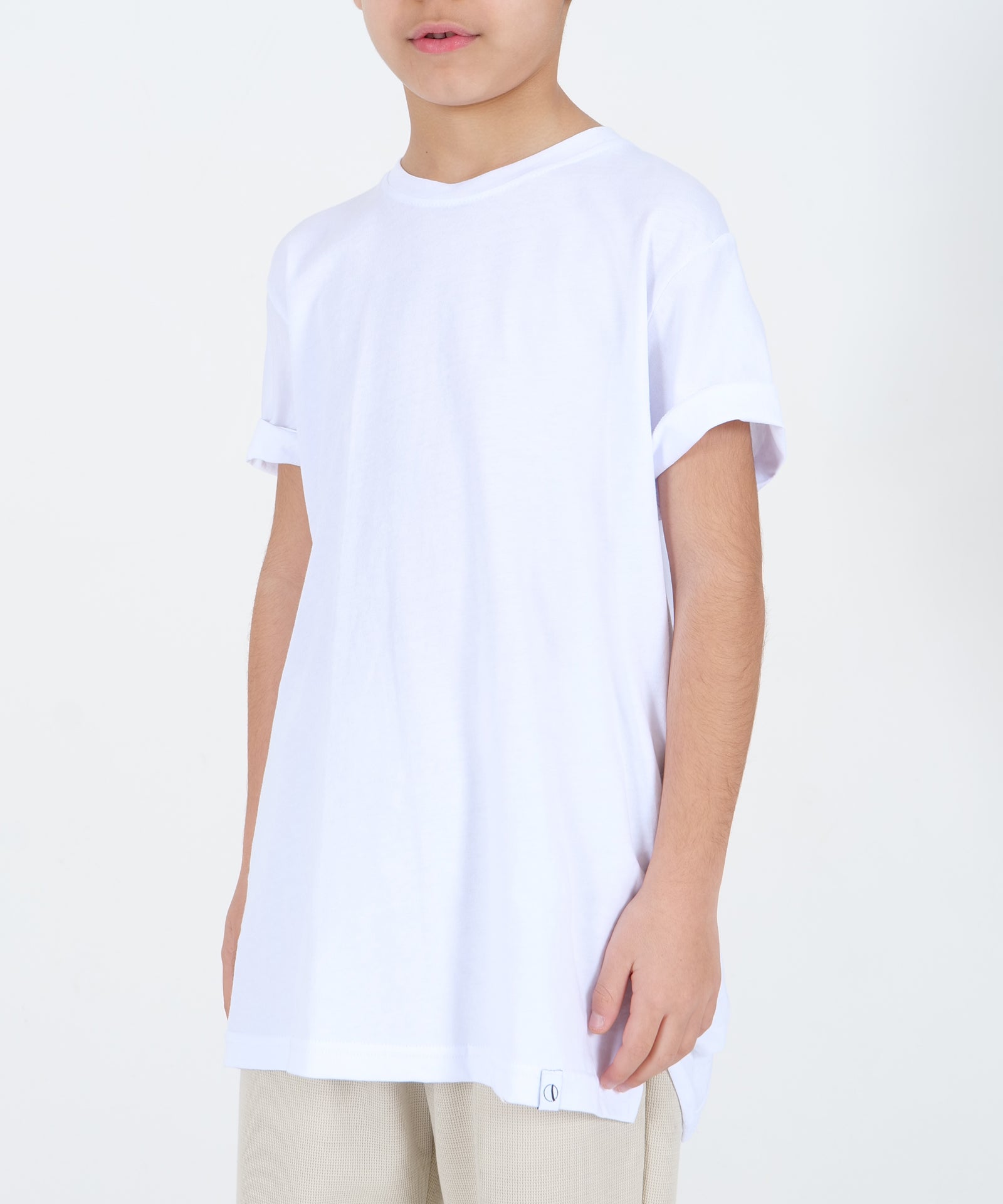 CAMISETA CON RANURAS