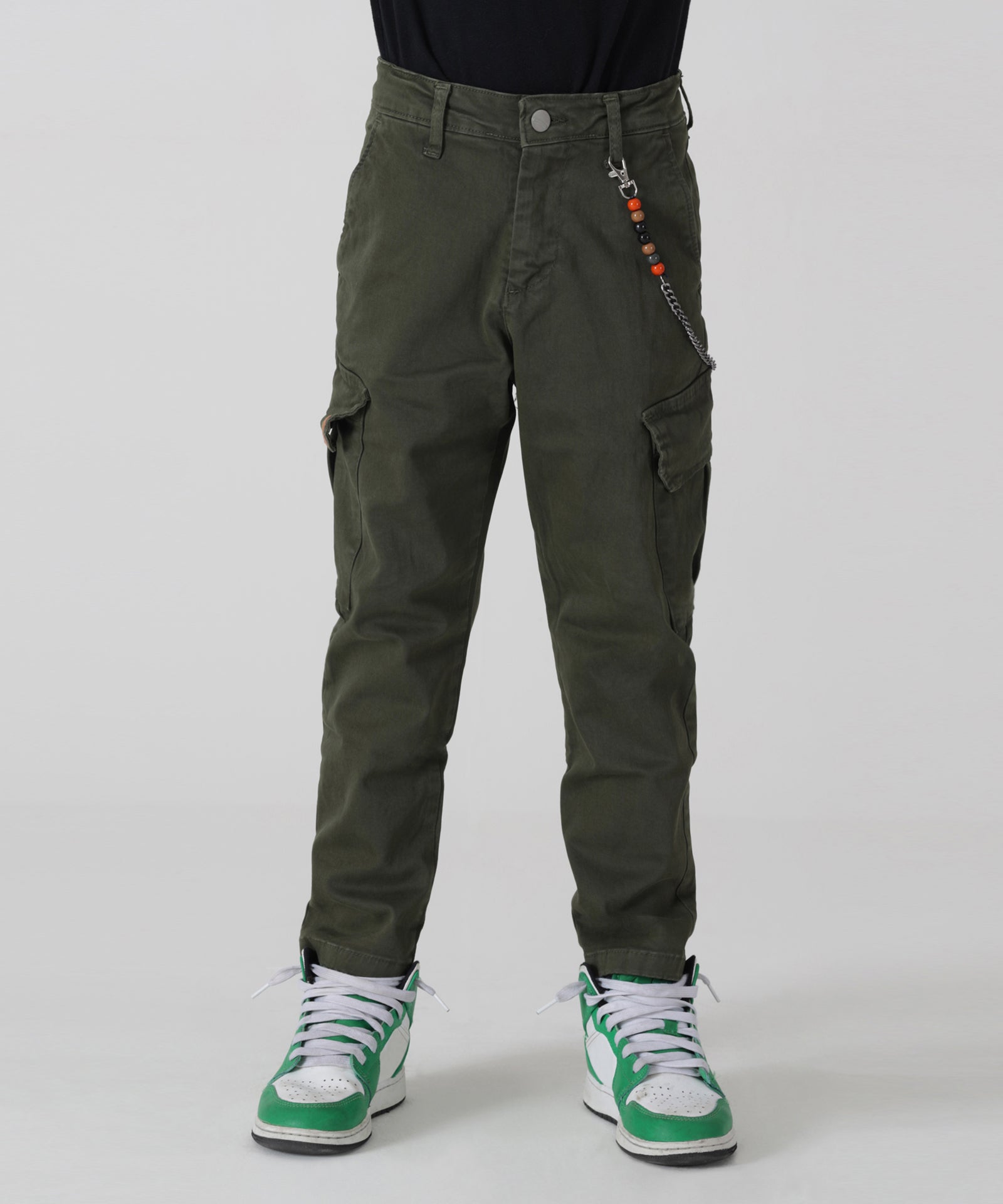 Pantalone con tasconi