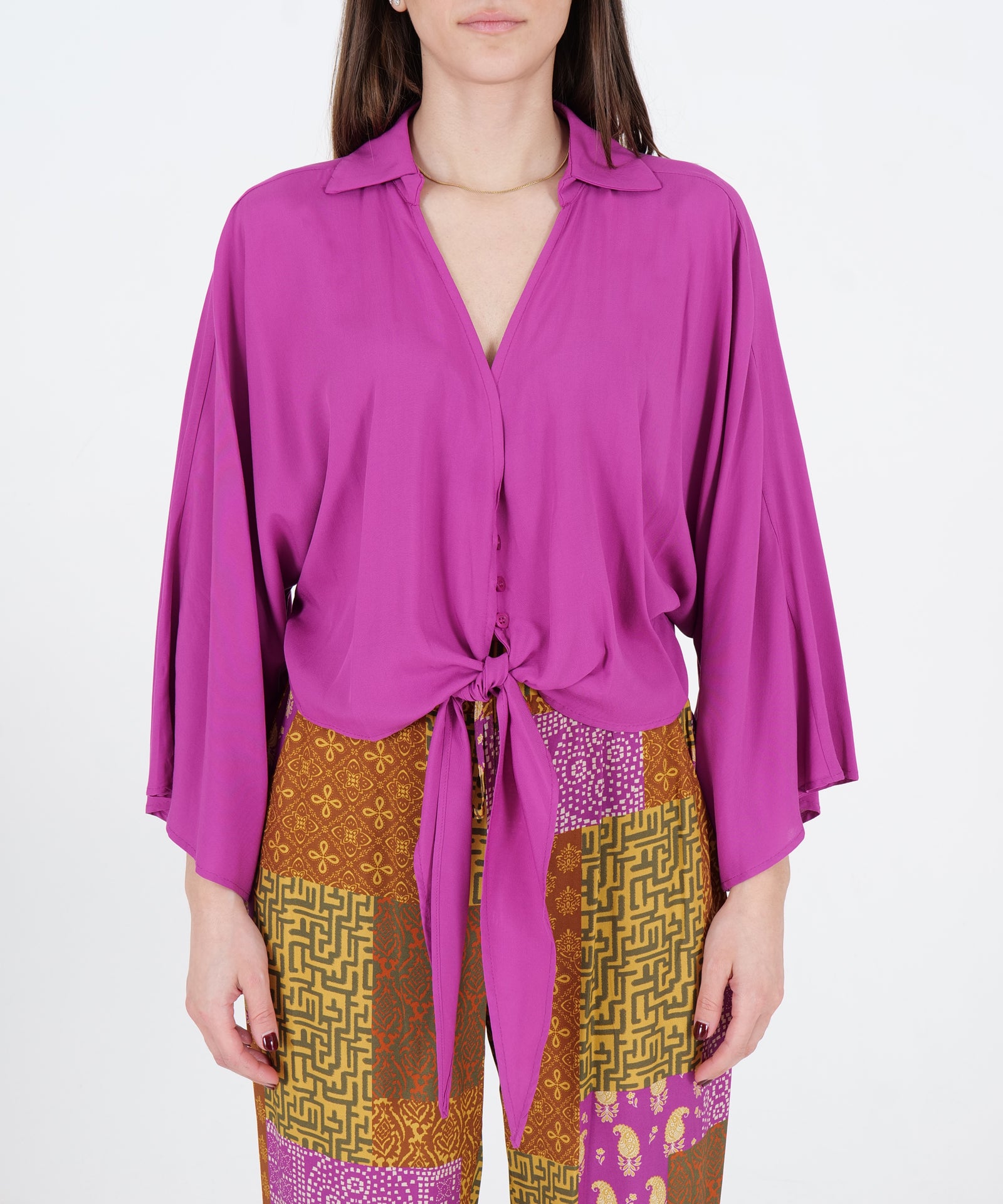 CAMICIA CON NODO